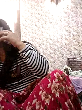 Snapshot of Cute-Janvi20 chatting on 12/14/25, 07:58 Cute-Janvi20 online show from 12/14/25, 07:58