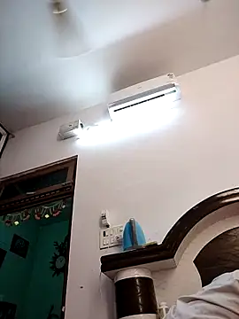 Cute-Janvi20 online show from 04/11/26, 07:45