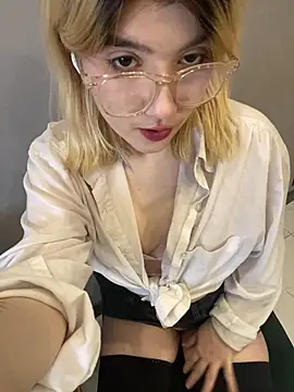 Cherry   Blossom online show from 12/15/25, 09:13