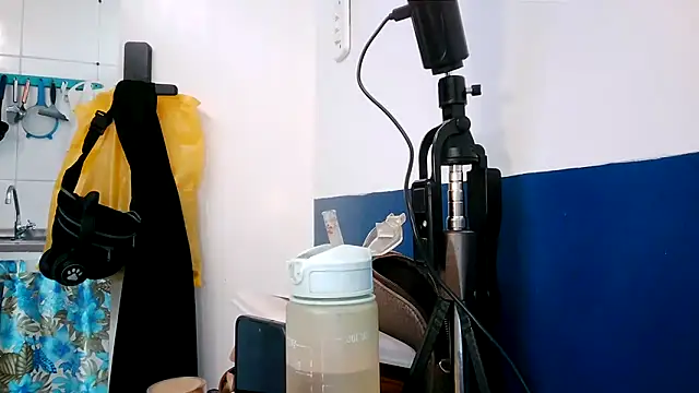 Veronnaink online show from 02/25/26, 12:04