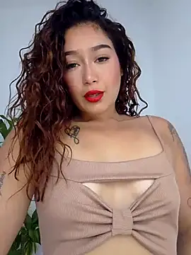 Snapshot of LilithAmber11 chatting on 09/23/25, 08:12 LilithAmber11 online show from 09/23/25, 08:12