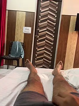 Snapshot of jucydick010887 chatting on 12/03/25, 04:31 jucydick010887 online show from 12/03/25, 04:31