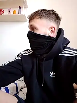 P E R V I T I N online show from 04/11/26, 09:46