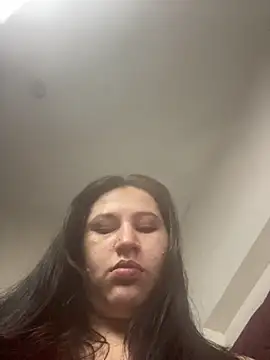 victoriadaniela online show from 11/15/25, 05:16