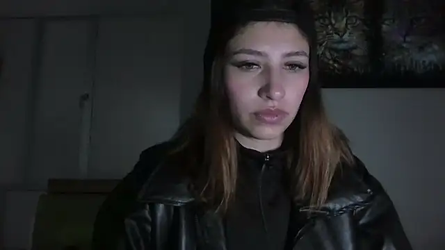 Snapshot of AriaBliss- chatting on 09/26/25, 04:16 AriaBliss- online show from 09/26/25, 04:16