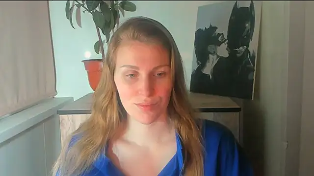 Snapshot of JuliaMuuun chatting on 04/05/26, 10:40 JuliaMuuun online show from 04/05/26, 10:40