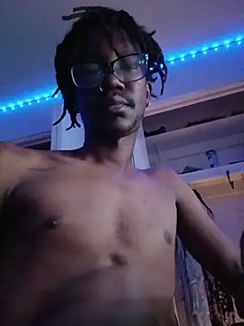 Moyo228 online show from 02/03/26, 05:16