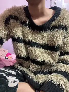 Snapshot of Sandhya_77 chatting on 01/19/26, 06:06 Sandhya 77 online show from 01/19/26, 06:06