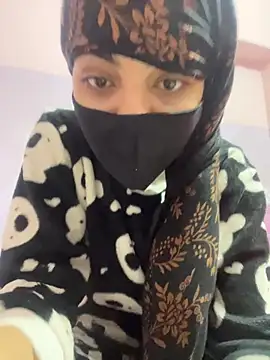 Snapshot of Sandhya_77 chatting on 02/03/26, 06:40 Sandhya 77 online show from 02/03/26, 06:40