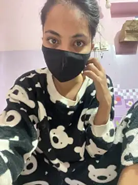 Snapshot of Sandhya_77 chatting on 02/11/26, 04:39 Sandhya 77 online show from 02/11/26, 04:39