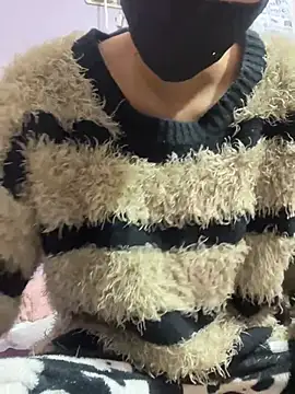 Snapshot of Sandhya_77 chatting on 02/19/26, 05:58 Sandhya 77 online show from 02/19/26, 05:58