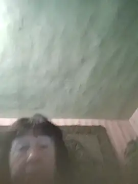 Snapshot of CrystalLime6411 chatting on 10/24/25, 08:22 CrystalLime6411 online show from 10/24/25, 08:22