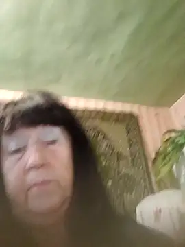 Snapshot of CrystalLime6411 chatting on 11/02/25, 06:16 CrystalLime6411 online show from 11/02/25, 06:16