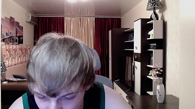 Snapshot of Playersuperstar chatting on 09/19/25, 08:42 Playersuperstar online show from 09/19/25, 08:42