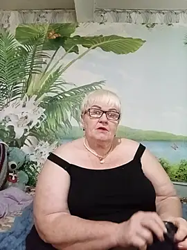 VioletSweet5566 online show from 06/17/26, 06:27