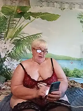VioletSweet5566 online show from 07/04/26, 06:52