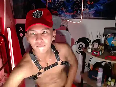 RalfAsian25 online show from 02/17/26, 05:19