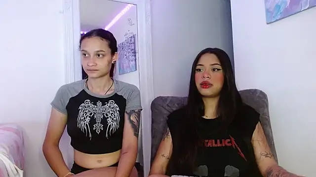 Snapshot of reina_reina chatting on 02/23/26, 01:36 reina reina online show from 02/23/26, 01:36