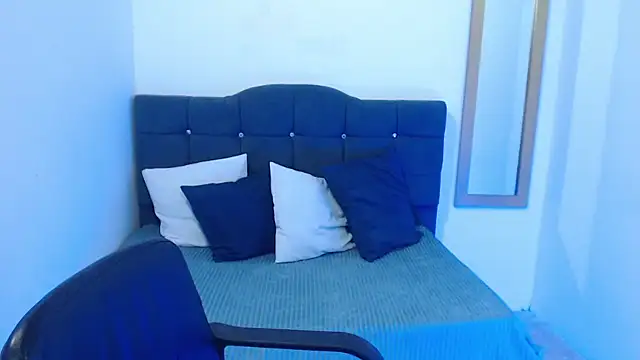 SamantaSweett  online show from 02/13/26, 08:05