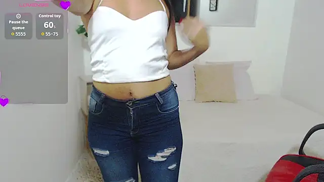 SamantaSweett  online show from 03/12/26, 11:44