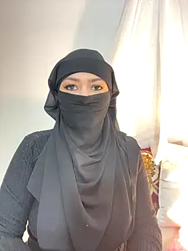 Amyraa  online show from 10/18/25, 02:40