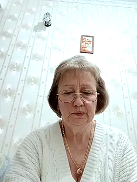 AlikaSwan5821 online show from 02/10/26, 08:24