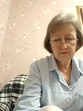 AlikaSwan5821 online show from 02/13/26, 04:47