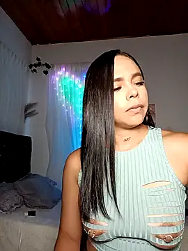 linda698049 online show from 09/18/25, 08:55