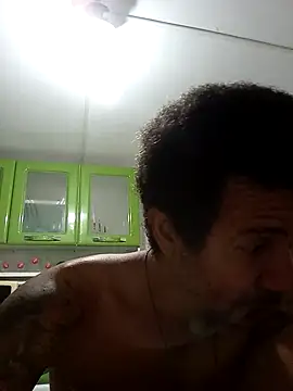 moreno25centimetro online show from 11/26/25, 12:33