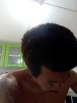 moreno25centimetro online show from 12/05/25, 02:36