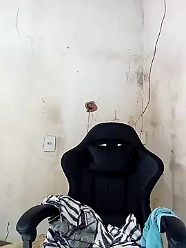 moreno25centimetro online show from 02/28/26, 01:56