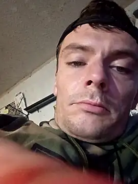 RichardW online show from 12/18/25, 02:34