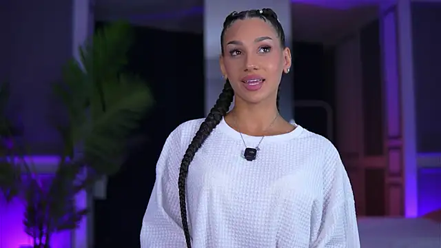 Snapshot of NinaSolenne chatting on 06/22/26, 07:44 NinaSolenne online show from 06/22/26, 07:44