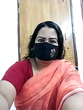 Snapshot of Anamika-38 chatting on 10/06/25, 10:02 Anamika-38 online show from 10/06/25, 10:02