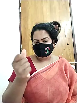 Snapshot of Anamika-38 chatting on 10/08/25, 04:32 Anamika-38 online show from 10/08/25, 04:32