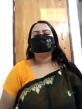 Snapshot of Anamika-38 chatting on 10/12/25, 11:09 Anamika-38 online show from 10/12/25, 11:09