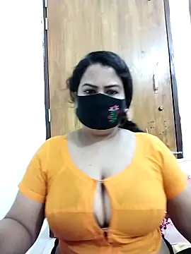 Snapshot of Anamika-38 chatting on 10/21/25, 04:41 Anamika-38 online show from 10/21/25, 04:41