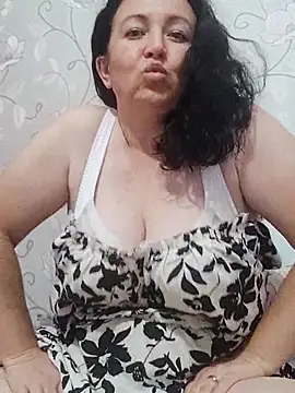 Snapshot of Velvet3451 chatting on 09/17/25, 05:36 Velvet3451 online show from 09/17/25, 05:36