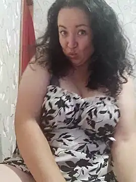 Snapshot of Velvet3451 chatting on 09/23/25, 04:43 Velvet3451 online show from 09/23/25, 04:43