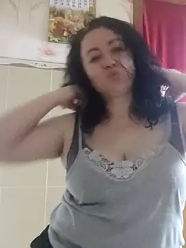 Snapshot of Velvet3451 chatting on 10/15/25, 05:24 Velvet3451 online show from 10/15/25, 05:24