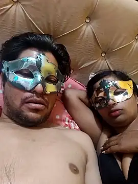 Radhika 01 online show from 04/18/26, 06:28