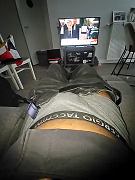 Snapshot of Syto772 chatting on 09/25/25, 11:58 Syto772 online show from 09/25/25, 11:58