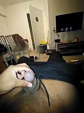 Snapshot of Syto772 chatting on 11/10/25, 05:01 Syto772 online show from 11/10/25, 05:01