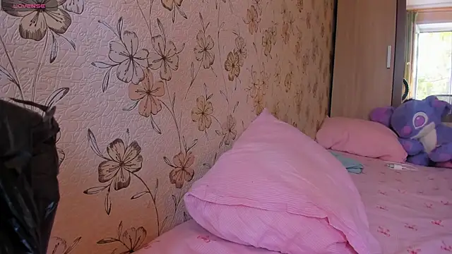 Alice next door online show from 05/07/26, 11:15