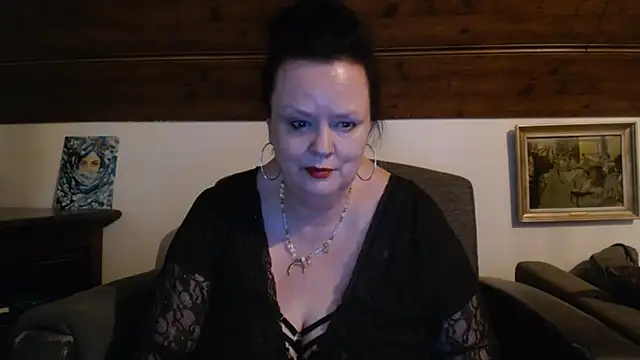 TiffanyMature online show from 05/11/26, 04:48