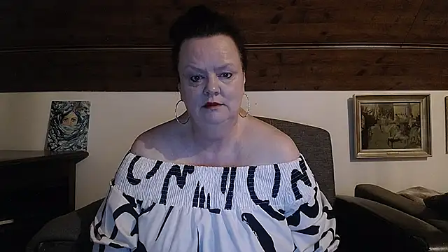 TiffanyMature online show from 05/21/26, 07:04