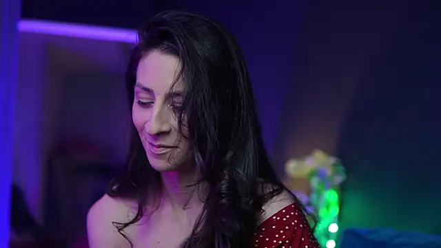 RubyRosa online show from 12/17/25, 10:49