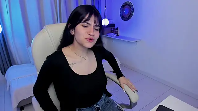 Snapshot of kurito_ chatting on 11/14/25, 03:05 kurito online show from 11/14/25, 03:05