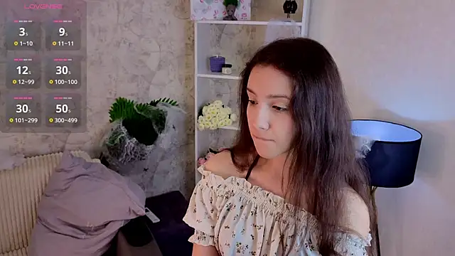 GiseleLamos online show from 10/30/25, 03:19