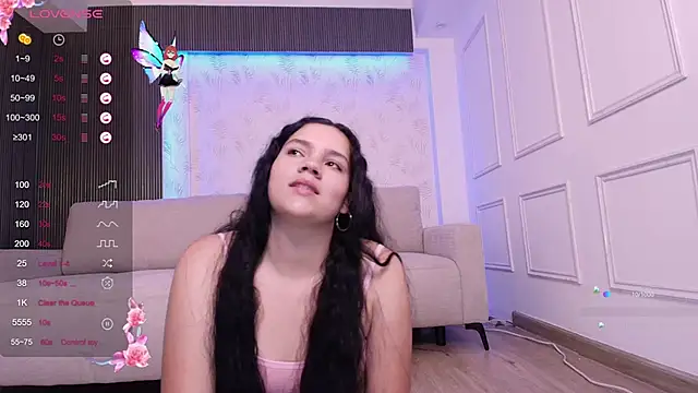 karlie small online show from 11/17/25, 07:41